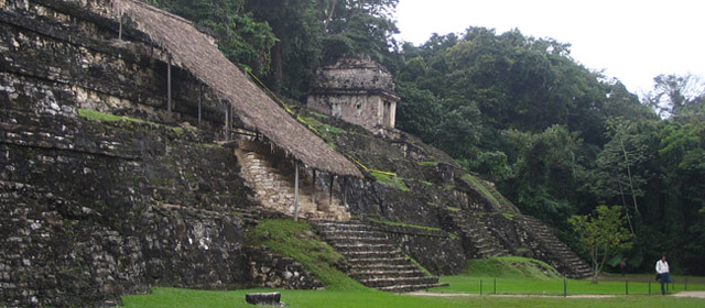 Meksika – piramidės, bažnyčios ir mirtis