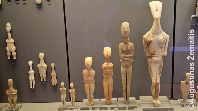 Kikladų civilizacijos skulptūros, įkvėpusios Pikasą, Atėnų archeologijos muziejuje