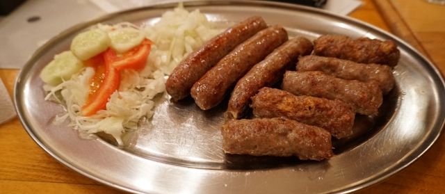 Balkanų virtuvė – patiekalai ir tradicijos