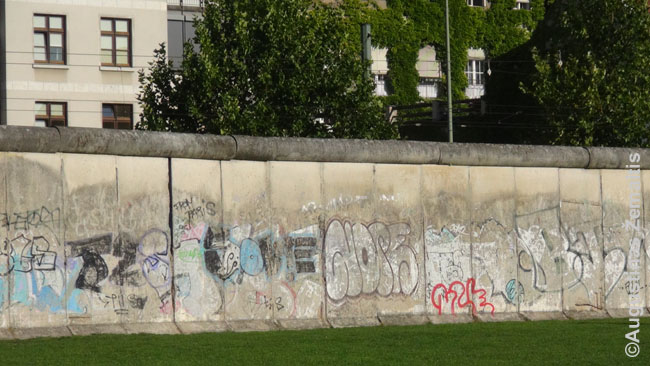 Likęs Berlyno sienos fragmentas