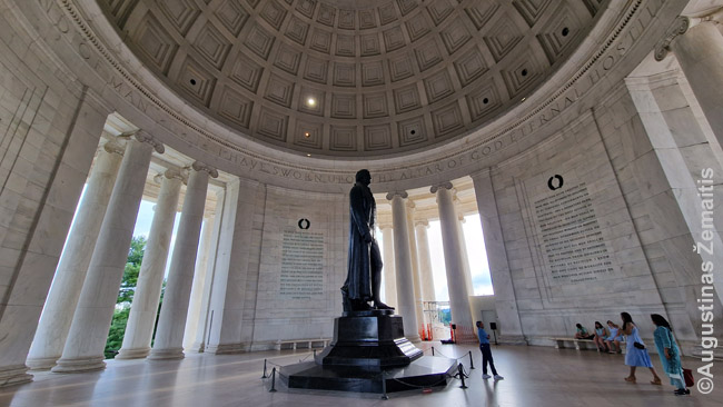 Memorialo prezidentui Džefersonui viduje