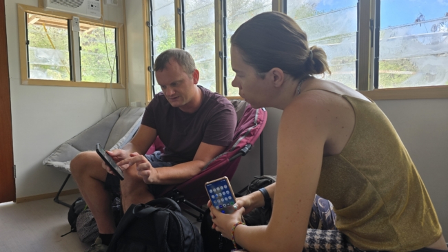 Su šalių medžiotoju jūriniame konteineryje, kuriame laukėme kol atsilaisvins mūsiškis
