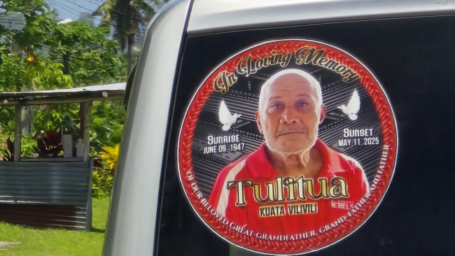 Lipdukas mirusiam giminaičiui (gimimas ir mirtis vadinami saulėtekiu ir saulėlydžiu)