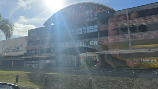 Suplkeškintas Usine prekybos centras