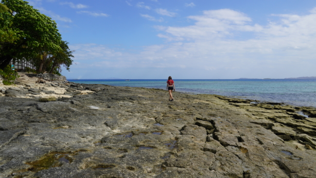 Einant ratu aplink Beachcomber salą
