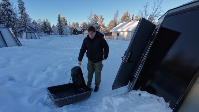 Kuprines iki iglu reikėjo tįsti "rogėmis"